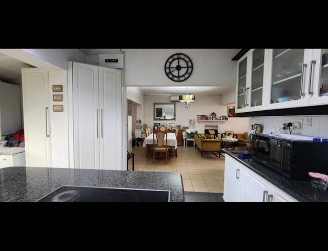 2 BEDROOM HOUSE FOR SALE IN SAICCOR